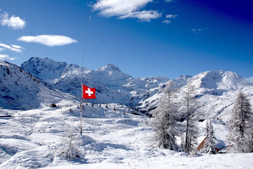15.Swiss_Flag